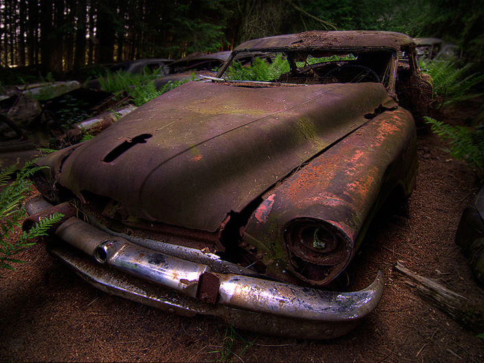 abandoned places,rotten us cars